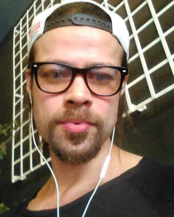 Ο Άρης Κόντος δεν βρίσκει ομοιότητα με τον μεγάλο σταρ