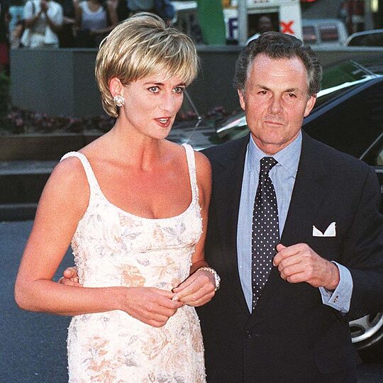 Princess Diana standing with Charles Hindlip outside an auction house