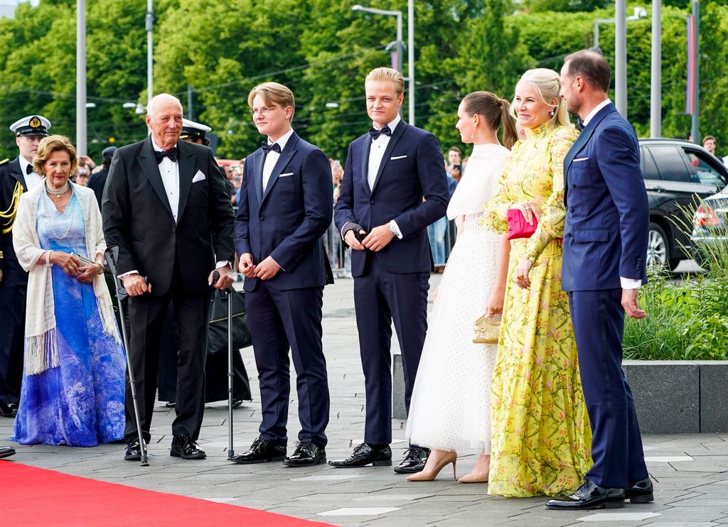 Marius Borg Hoiby (4-R) and Norwegian Crown Princess Mette-Marit (2-R) with other members of the royal family arrive for a government's party event in Oslo, Norway, 16 June 2022 (reissued 07 August 2024). Marius Borg Hoiby, 27-year-old son of Norwegian Crown Princess Mette-Marit was allegedly arrested at the weekend on suspicion of assaulting a woman. The police confirmed 'A person was arrested and charged with assault and later released from custody.' The Norwegian Palace has confirmed that Crown Princess Mette-Marit postponed her trip to Paris to attend the Olympics. Marius Borg Hoiby allegedly arrested on suspicion of assaulting a woman, Oslo, Norway - 16 Jun 2022