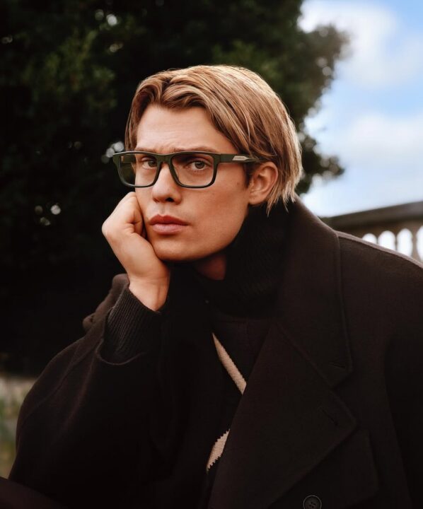 Ο Νίκολας Γκάλιτζιν κάνει και καριέρα μοντέλου