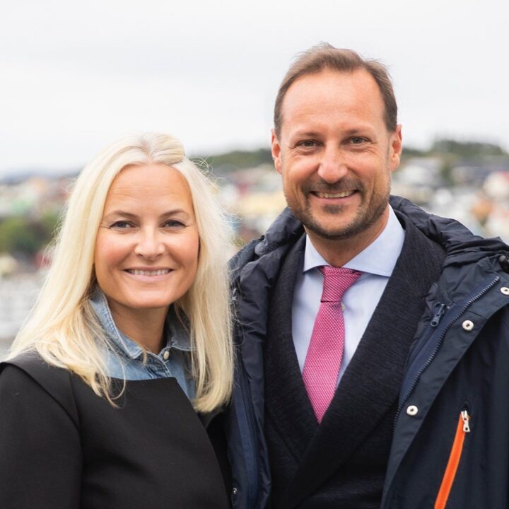 Η πριγκίπισσα Μέτε-Μάριτ με το σύζυγο της, πρίγκιπα Χάακον, διάδοχου του θρόνου