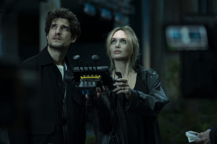 Αντζελίνα Τζολί- Λουί Γκαρέλ. Πολλοί σχολιάζουν την εκρηκτική χημεία τους (και εκτός πλατό)