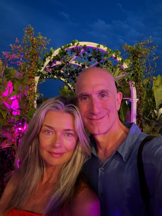 Η Παουλίνα Πορίτζκοβα διανύει μια νέα, ευτυχισμένη περίοδο στη ζωή της, καθώς είναι πλέον αρραβωνιασμένη με τον τηλεοπτικό παραγωγό και σεναριογράφο Τζεφ Γκρίνστιν