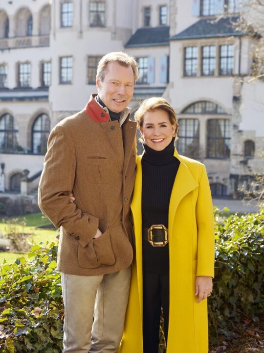 Η Μαρία Τερέζα γιορτάζει τα 70 της χρόνια πιο λαμπερή από ποτέ, έχοντας στο πλευρό της τον Μεγάλο Δούκα Ερρίκο.