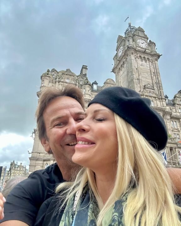 Η Ελένη Μενεγάκη έστειλε αυστηρό μήνυμα σε όσους γράφουν ανακρίβειες για το γάμο της με τον Ματέο Παντζόπουλο