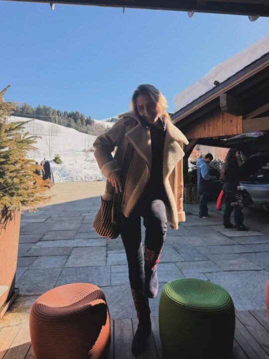 Η Τατιάνα Μπλάτνικ επέστρεψε στην Ελβετία όπου μεγάλωσε