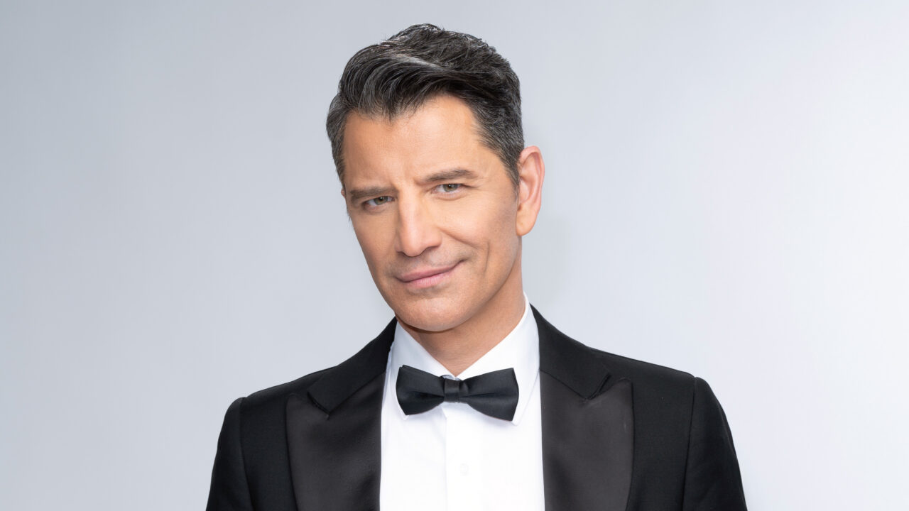 Σάκης Ρουβάς